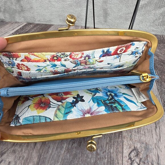 HOBO Cora Large Frame Wallet Clutch Wristlet Dusty Blue Leather Botanical Print - Picture 10 of 14